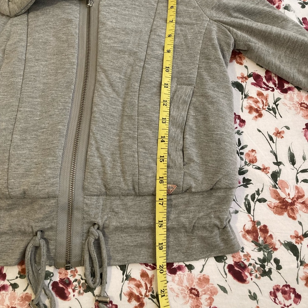 Grey Jacket❓ - Picture 16 of 16